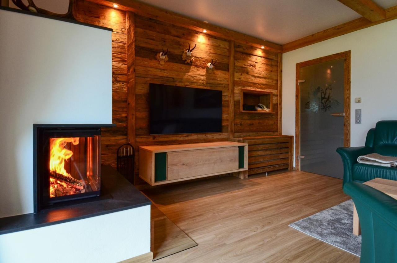 Kristall Apartment *